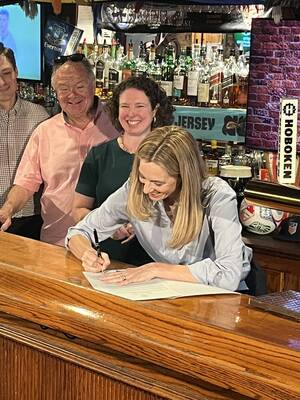 Carousel image clone 1740192 5ae34959592f3328084b img 6373