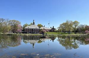Carousel image d58d4c estfield town hall