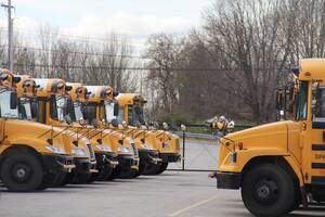 Carousel image df3850 school buses
