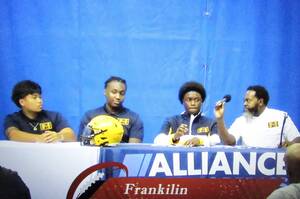 Carousel image e0e029e90d4c1e3507c7 img 6119 franklin football