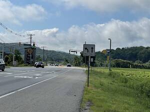 Carousel image f19a250b01b82cfbf340 img 7041