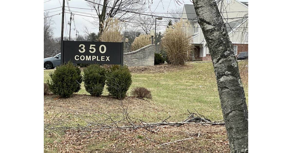 New Zoning Board Members' SwearingIn and 350 Sparta Avenue Application