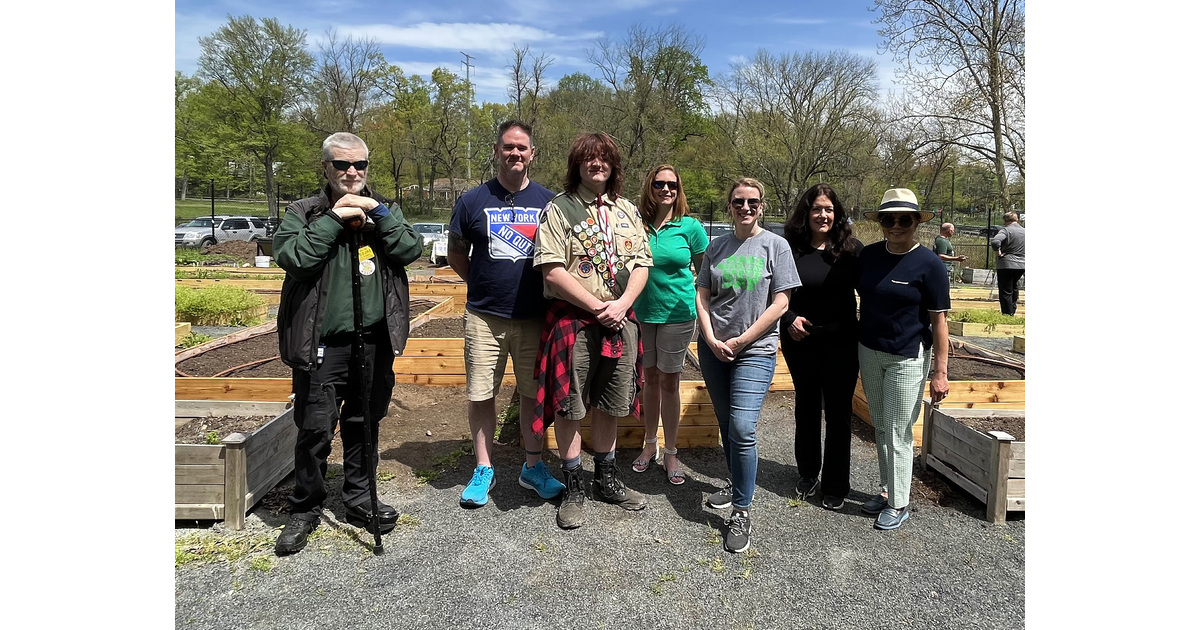 Boy Scout Troop 104 Helps Plant Community Garden in Scotch Plains