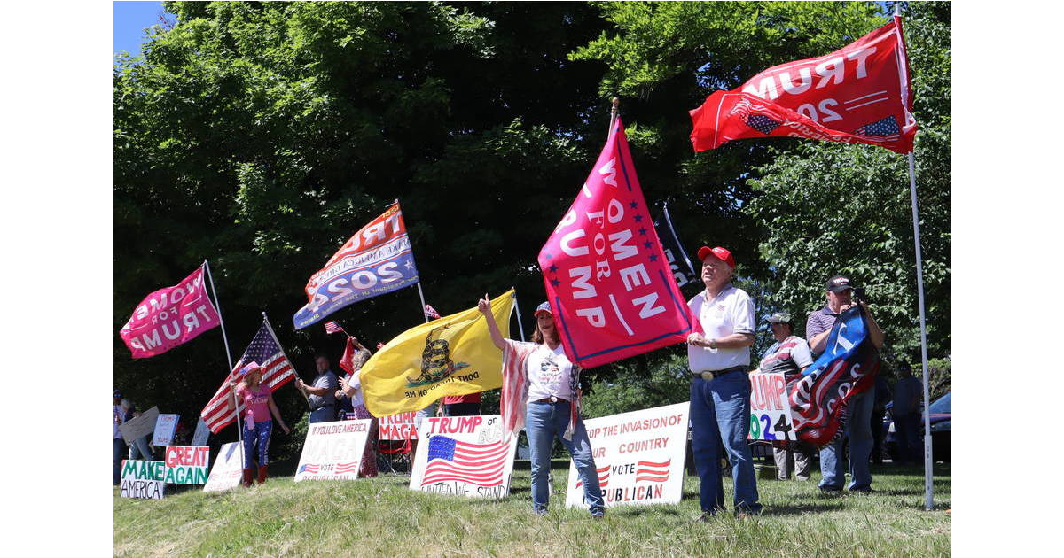 Local Republicans Hold Roadside Rally for Trump in Doylestown ...