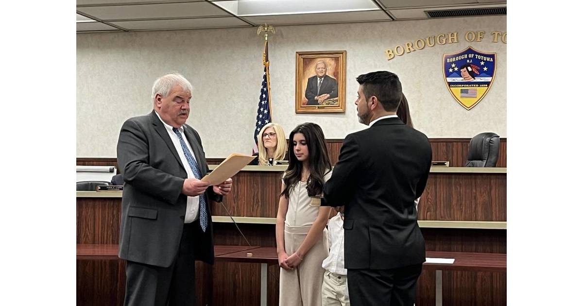 Sanders Reynoso Sworn In as Borough of Totowa Council Member Passaic