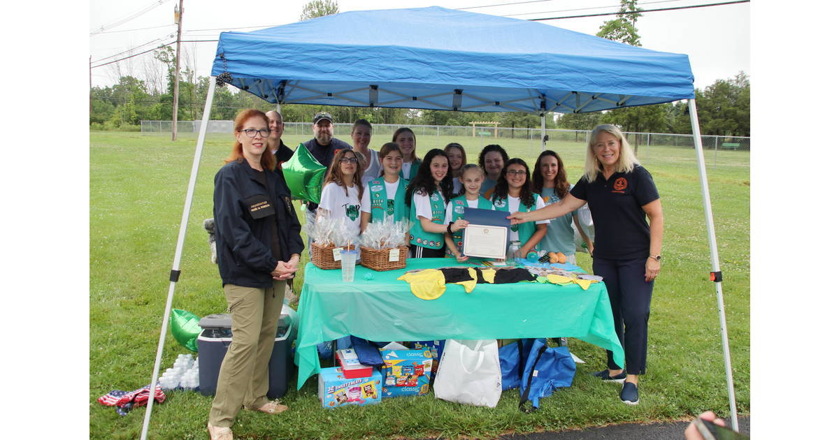 Flemington Girl Scout Troop Renovates OffLeash Dog Park Flemington