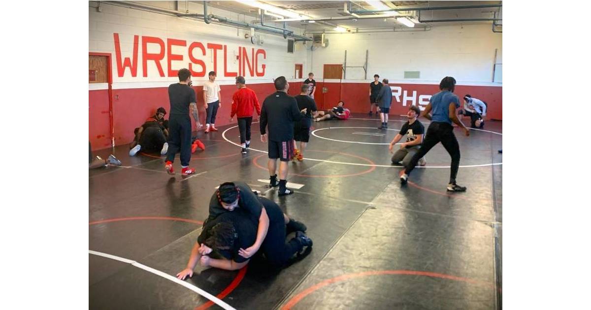 Both Boys & Girls Rahway Wrestling Teams Open Season with Promise and