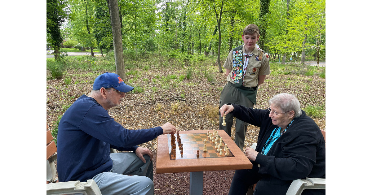 Scotch PlainsFanwood Boy Scout Completes Eagle Project for Seniors
