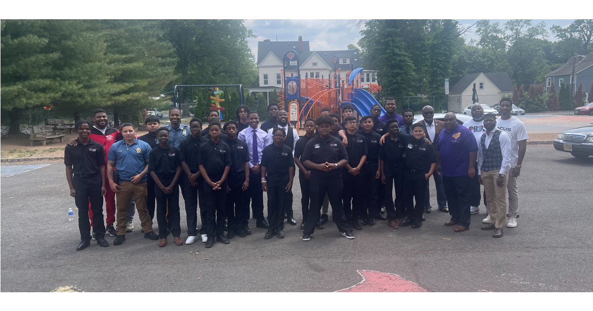 Plainfield's Queen City Academy Male Mentoring Program Holds Annual