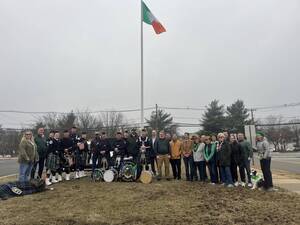 Carousel image 89be73475dae71f08d81 irish flag 1