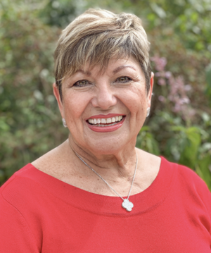 Carousel image b54af1506c991333bdac jackie railey