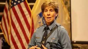 Carousel image 6f5960 eanne engemuhle