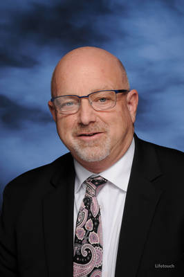 Carousel image be98c768ba6a55fdfaee jeffheadshotpic 2