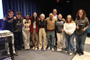 Carousel image 3c38885d55140c2d2d68 jjhs.slepian.glisson.students