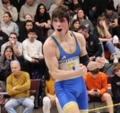 Carousel image 44f8790cbb98930475d1 joewrestling