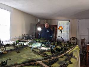 Carousel image f2dabe5ac2bd9f696449 john sileo diorama pic