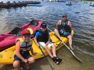 Carousel_image_0745a36c3f6c36fed3fa_kayak