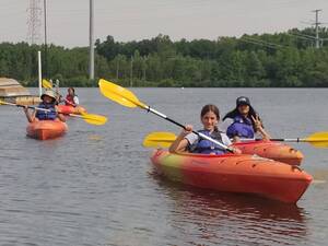 Carousel image 6ba0a327f204fd1ca555 kayak on mercer lake