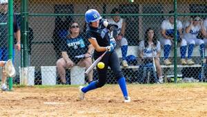 Carousel image d42c57 ayla eyes