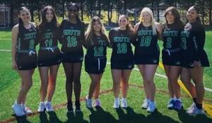 Carousel image 5bc198f888e4d960dc4e lacrosseseniornight