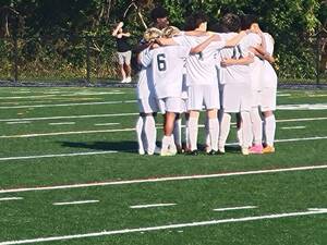 Carousel image 7eef0aa82328e4679477 lb boys soccer