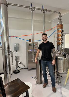 Carousel image clone 1745675 0c87e85802d396b48477 lbidistillingcompanydistiller