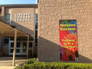 Carousel_image_54fd451936210d2e8e8a_lcsfirstday