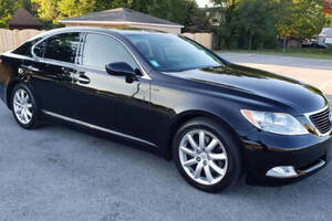 Carousel image 0ae978 black lexus oylestown hit and run