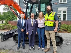 Carousel image 4bb0e2554f0ee25de7fd lewisboro excavator 5 16 25