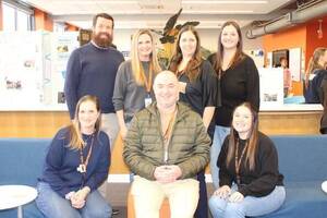 Carousel image 3bc3d42fa431776c6615 lhs school counseling week