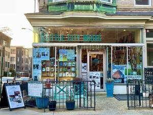 Carousel image 4c68e892c849731b4acc little city books