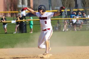 Carousel image db1f5f8b099c1dcf4b8d luke billings 3