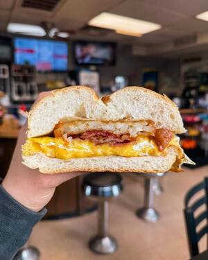 Carousel image 070861f73c5b5119d65b m1