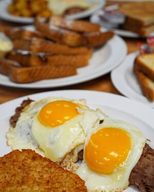 Carousel image 711964aeb6b9d7c66e77 m1