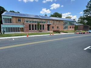 Carousel image 15dfae2b43dc9689a4a2 maplewood library new img 4122