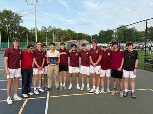 Carousel image 629bff0b7109ee6588a9 madisonboystennis