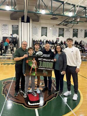 Carousel image dfdad3b68ba2f4e6e705 matt mikulka 1000 points