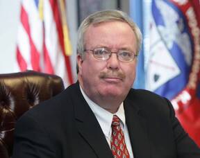 Carousel image e0557b ayor ohn c ormac