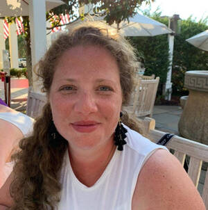 Carousel image f6b38c07158d0114e240 maria deluca 900x905
