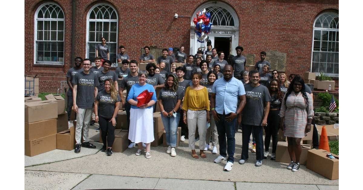 L’Oréal Employees Volunteer at Roselle Public Library; The Borough is