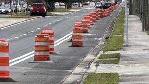 Carousel image 06ef905237d8996b210f melbourne construction cones for a lane