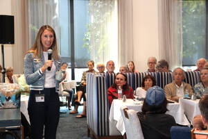 Carousel image 090afc14dd9fbe8a61ee melissa speaking the pearl