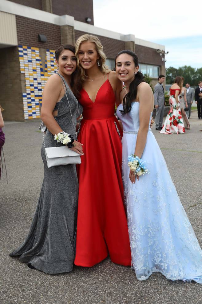 MHSprom-190607-014.jpg