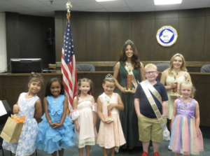 Carousel image 237b28af5d6b5c4b9d40 miss newton contests 22