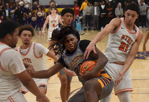 Carousel image fb0bf042e60a939deb47 mid01