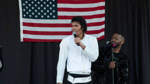 Carousel image 90ea98b57ed52d70b767 mj mega event 1520