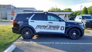 Carousel image 920d8f0e8c6b1047b21c mlpd suv