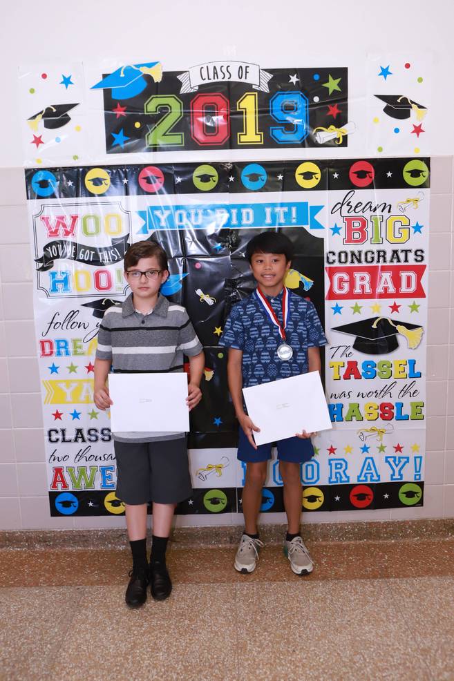 MN062419-LakeviewMovingUpCeremony 13.jpg