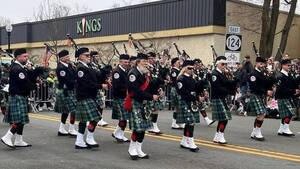 Carousel image 2abd1d607373b39dd55b morristown parade image