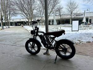 Carousel image b0d4c917bd4c3f5d4768 moped style e bike